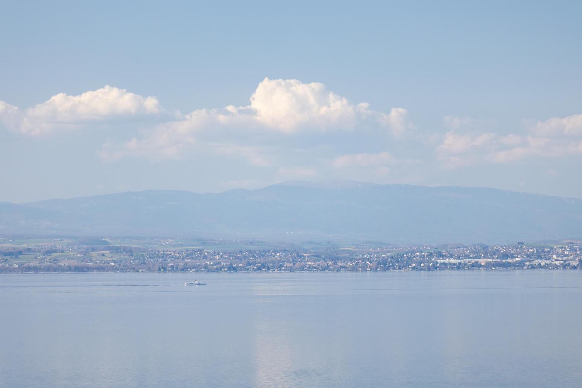 Cote Lac Hostel Evian Экстерьер фото