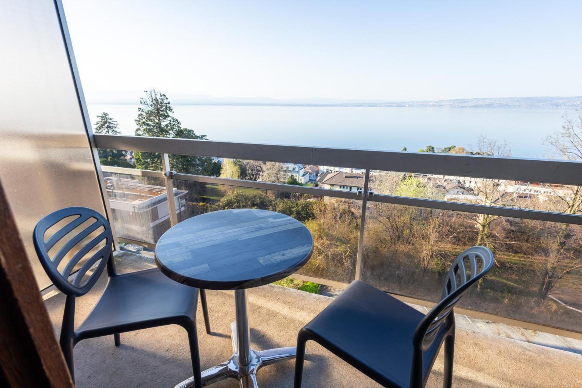 Cote Lac Hostel Evian Экстерьер фото