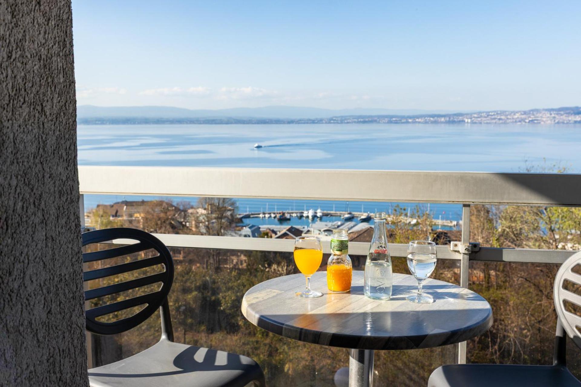 Cote Lac Hostel Evian Экстерьер фото